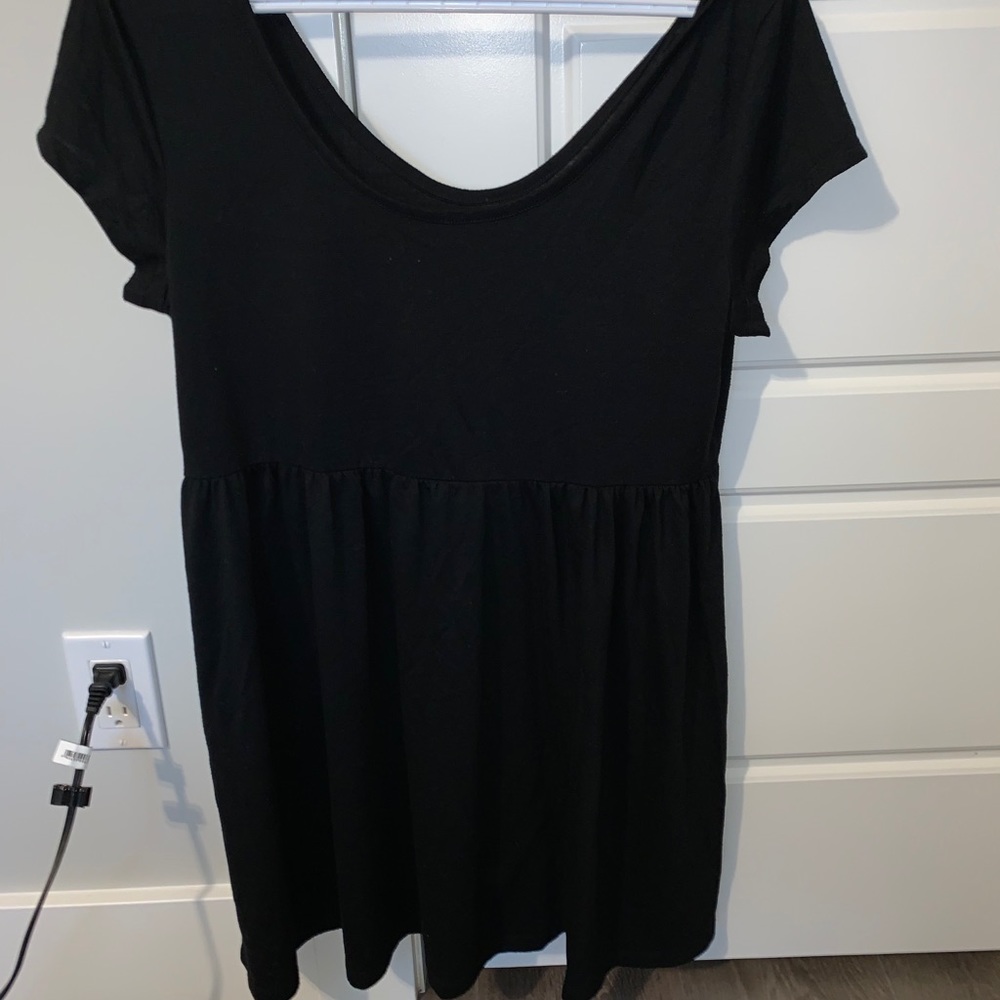 Black plain dress